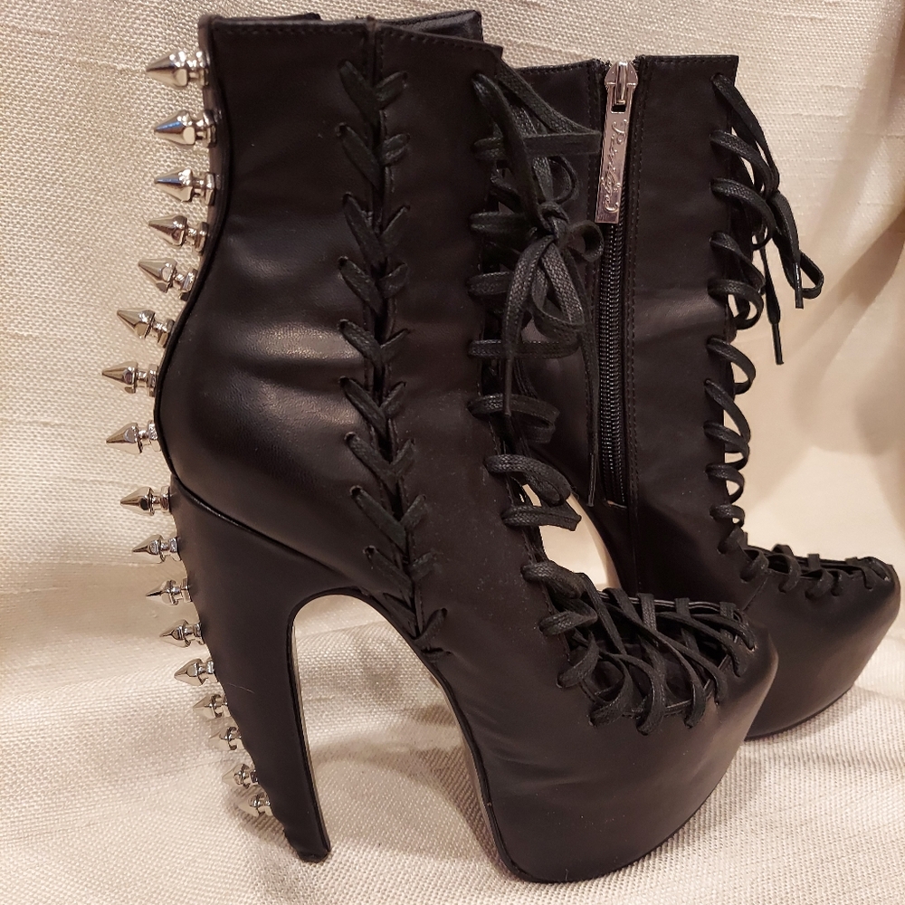 Women's Privileged platform booties open laced front, side zipped,metal spiked